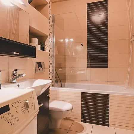 2homerent 10 Minutes From Nato Apartment *